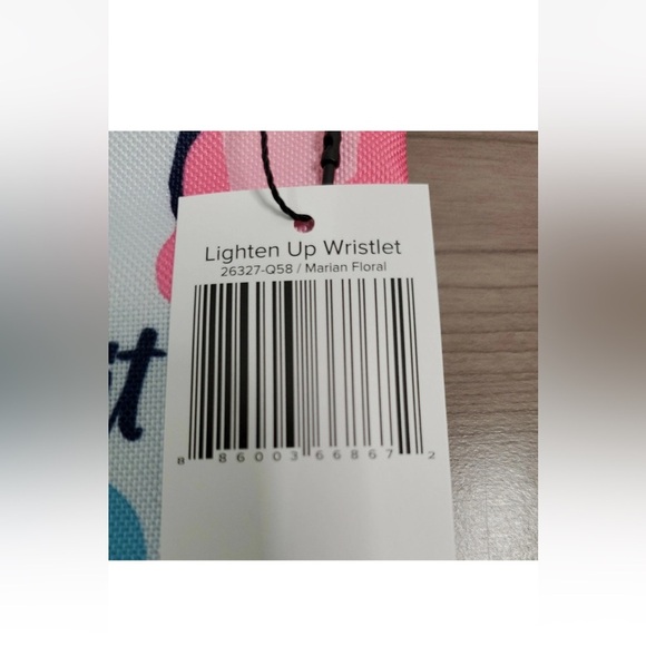 Vera Bradley Bag Wristlet Lighten Up Marian Floral 9x6 Tropical Boho Hawaii NEW - Picture 4 of 4